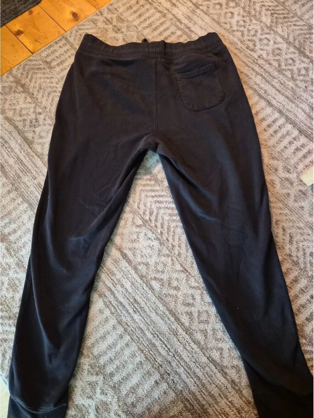 L.L. Bean Men’s Jeans Size 40 x 32 Tapered Leg Black Logo Patch